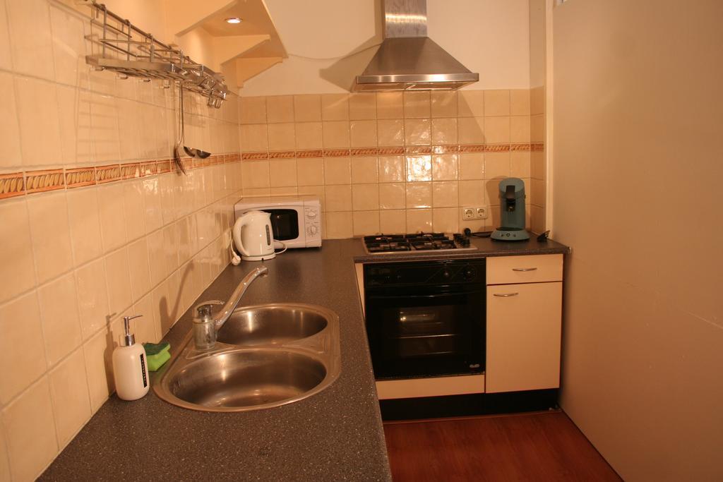 Appartement Torenzicht - Leeuwarden Marssum ภายนอก รูปภาพ